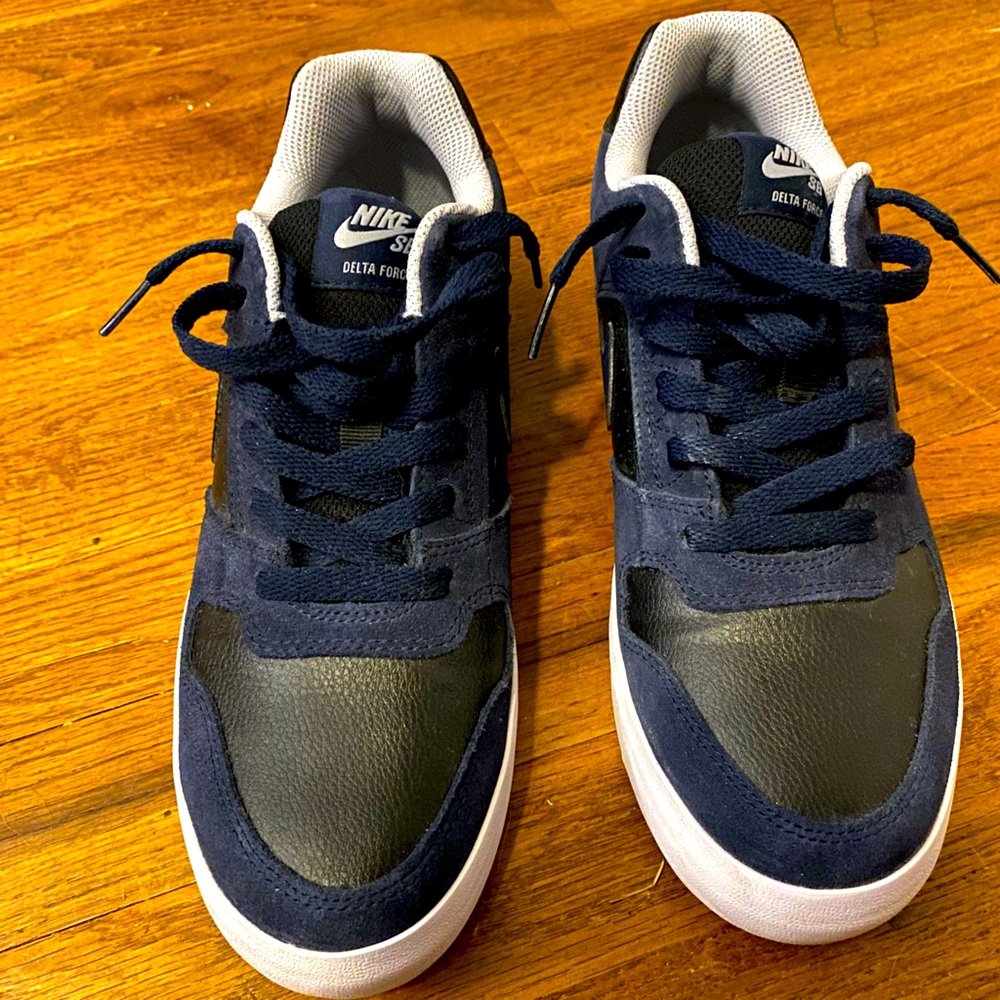 Nike SB Delta Force Vulc